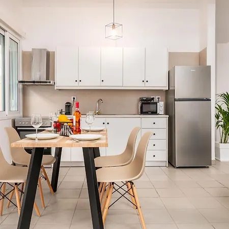 Modern In The Heart Of Апартаменты *