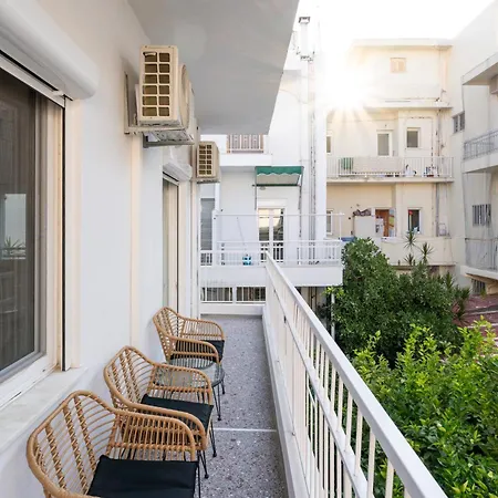 Modern In The Heart Of * Kos-stad
