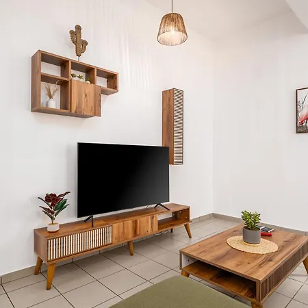 Modern In The Heart Of Appartement Kos-stad