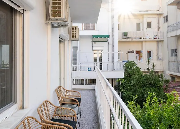 Modern In The Heart Of * Kos-stad