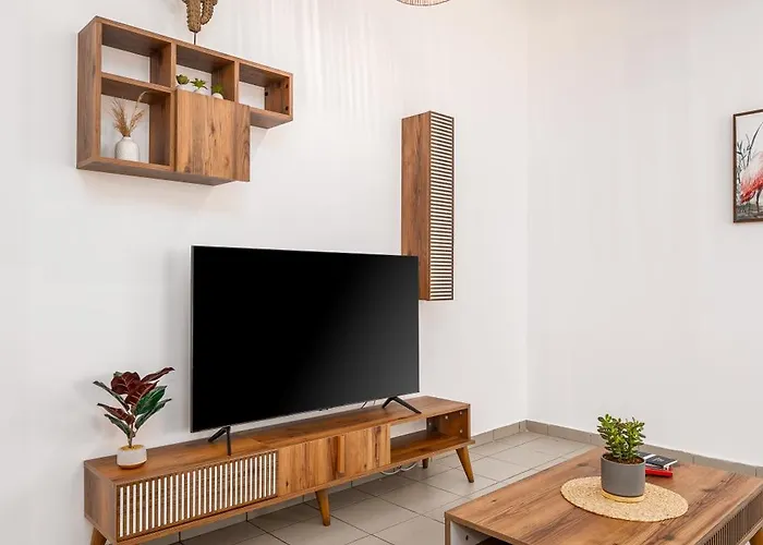 Modern In The Heart Of Appartement Kos-stad